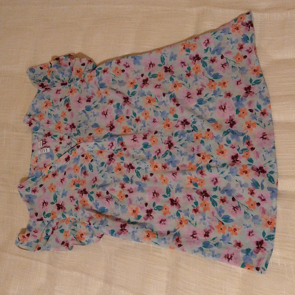 Elle Blouse